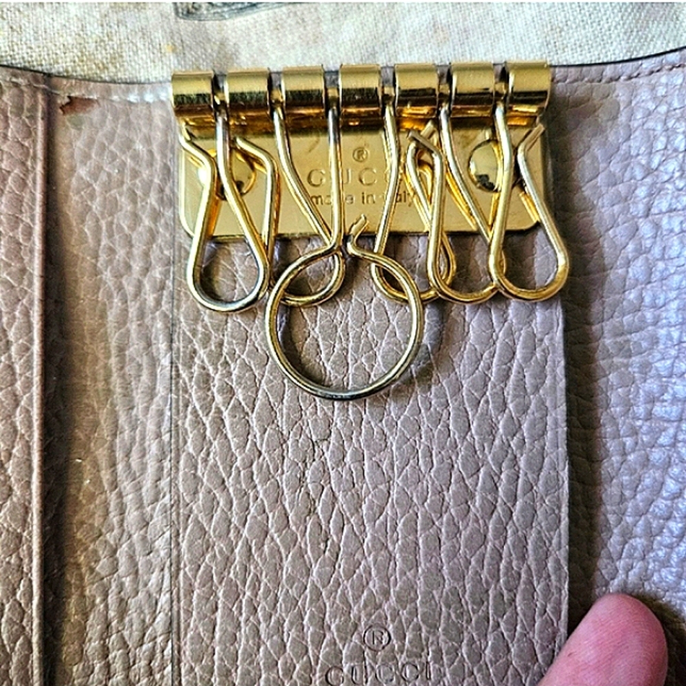 GUCCI AUTHENTIC GUCCISIMA SIGNATURE LEATHER KEYHOLDER W BOX DUSTBAG FULL INCLUS - Picture 6 of 13